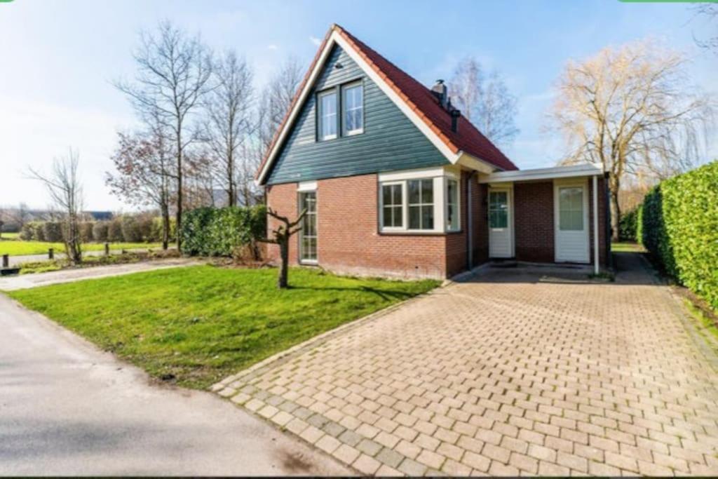 Comfort Villa For 8 People Zeewolde Eksteriør bilde