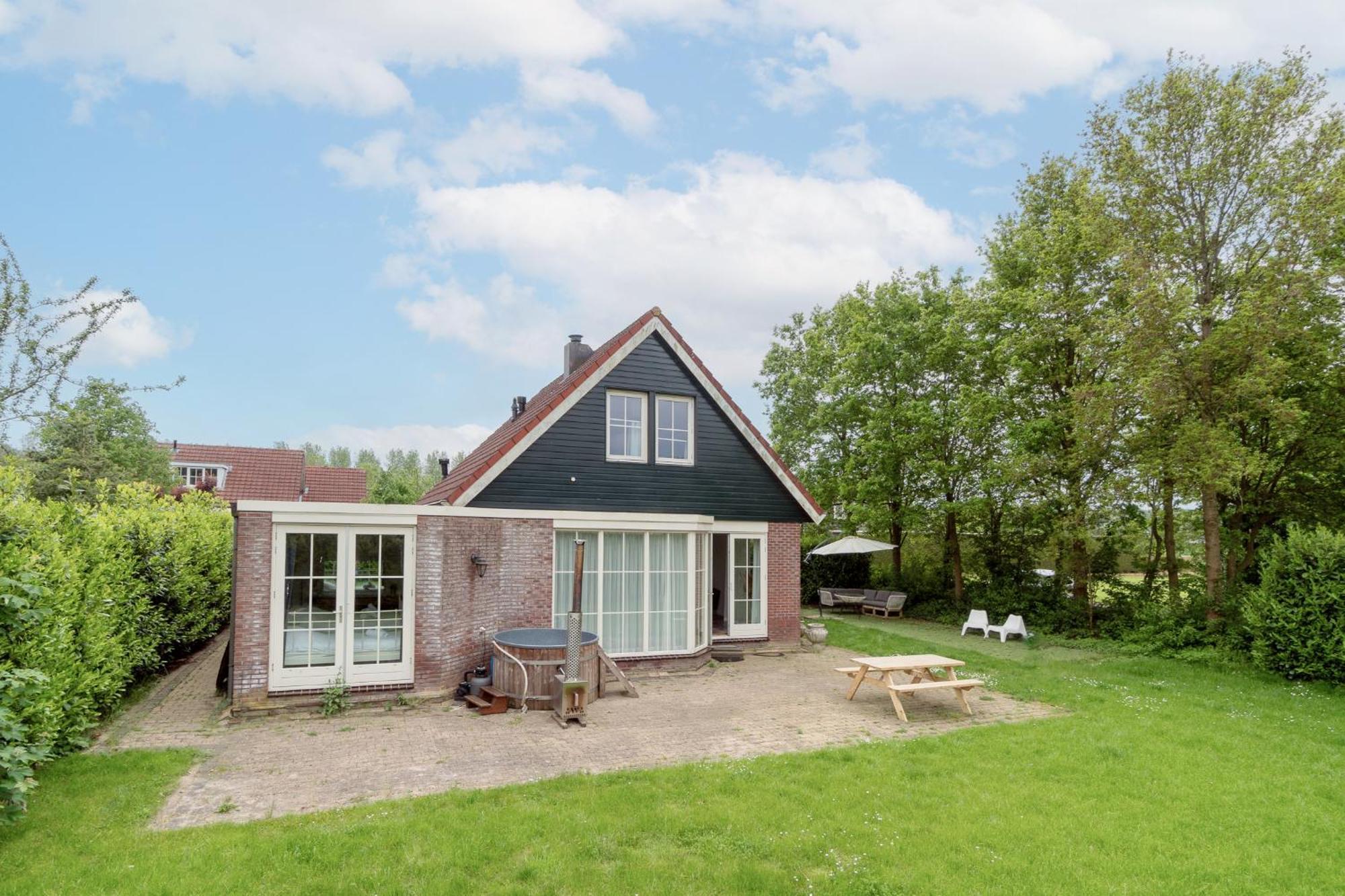 Comfort Villa For 8 People Zeewolde Eksteriør bilde